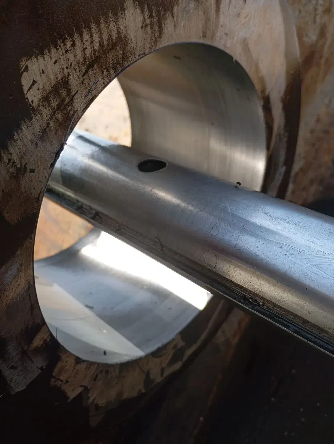 استخدام تراشکار|استخدام صنعتی، فنی، مهندسی|ابریشم, |دیوار