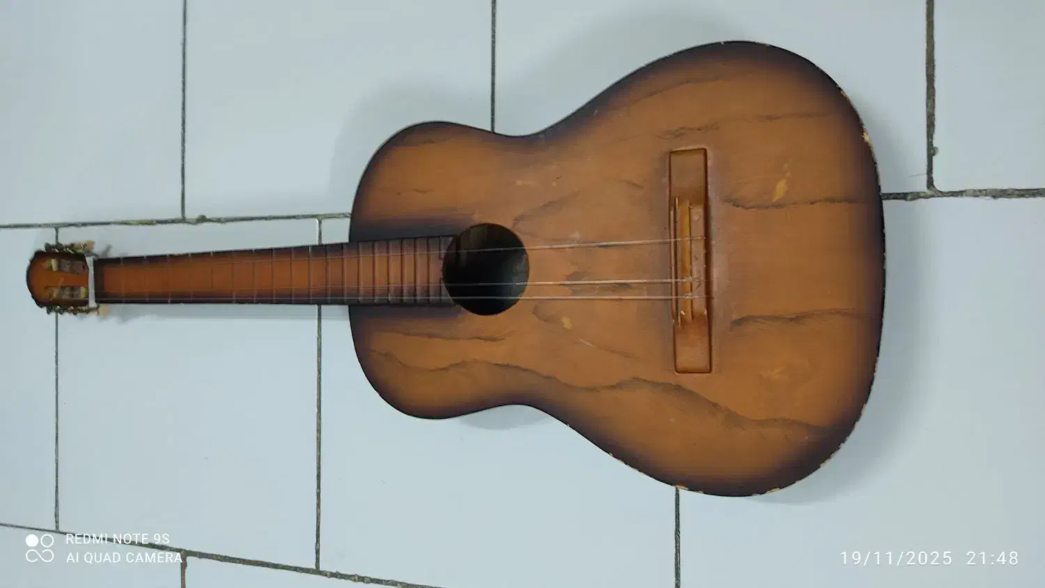 گیتار yAMAHA|گیتار، بیس، امپلیفایر|نسیم‌شهر, |دیوار