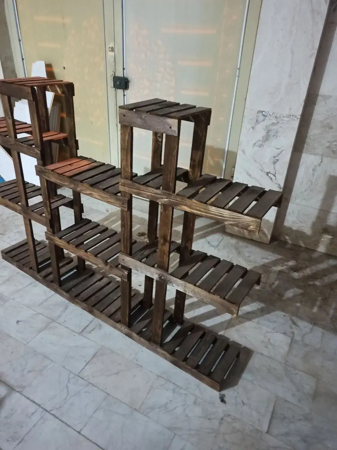 استند چوبی|کتابخانه، شلف، قفسههای دیواری|آبادان, |دیوار