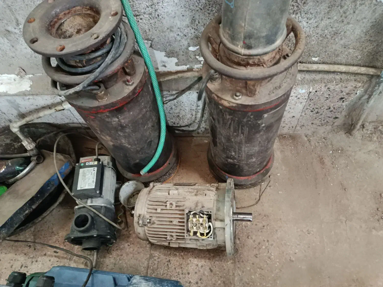 تعمیرگاه مرکزی پمپ صنعتی خانگی|خدمات پیشه و مهارت|صوفیان, |دیوار