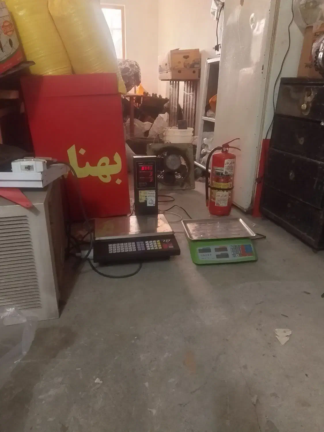 ترازو ۲ عدد|فروشگاه و مغازه|رشت, استقامت ۲|دیوار