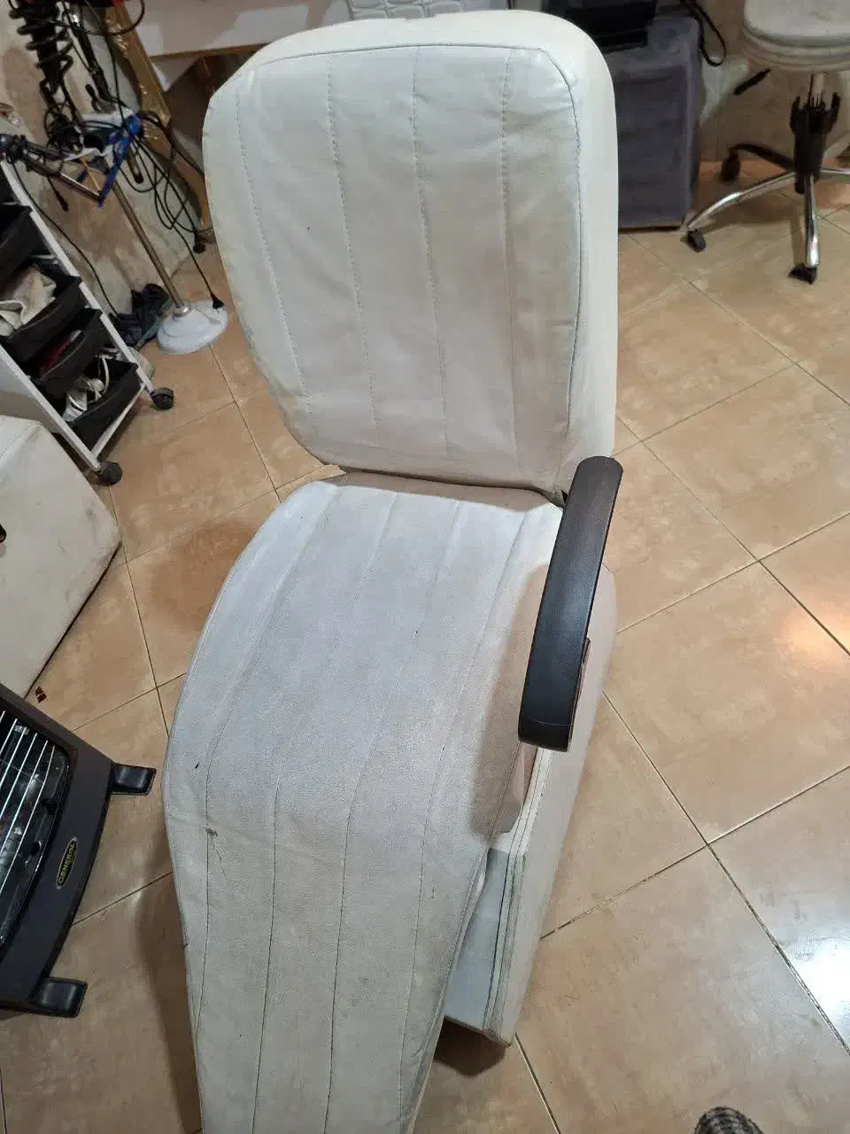 لوازم آرایشگاه|آرایشگاه و سالن‌های زیبایی|قیامدشت - خاورشهر, |دیوار