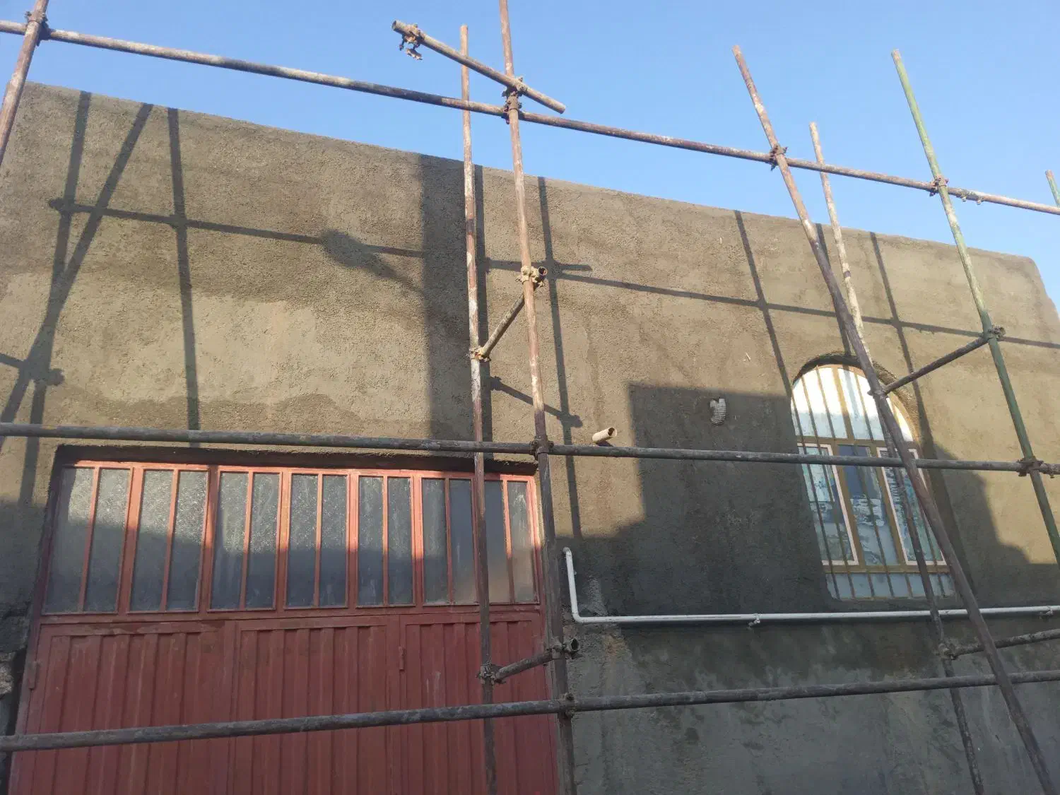 سیمان کاری دیوار چینی شیب بندی سیمان سفیدجدول کاری|خدمات پیشه و مهارت|میبد, |دیوار