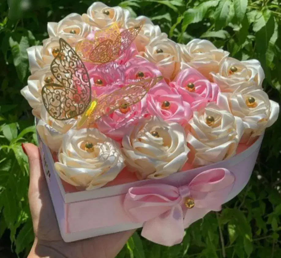 گل روبانی|گل مصنوعی|نیشابور, فرح بخش|دیوار