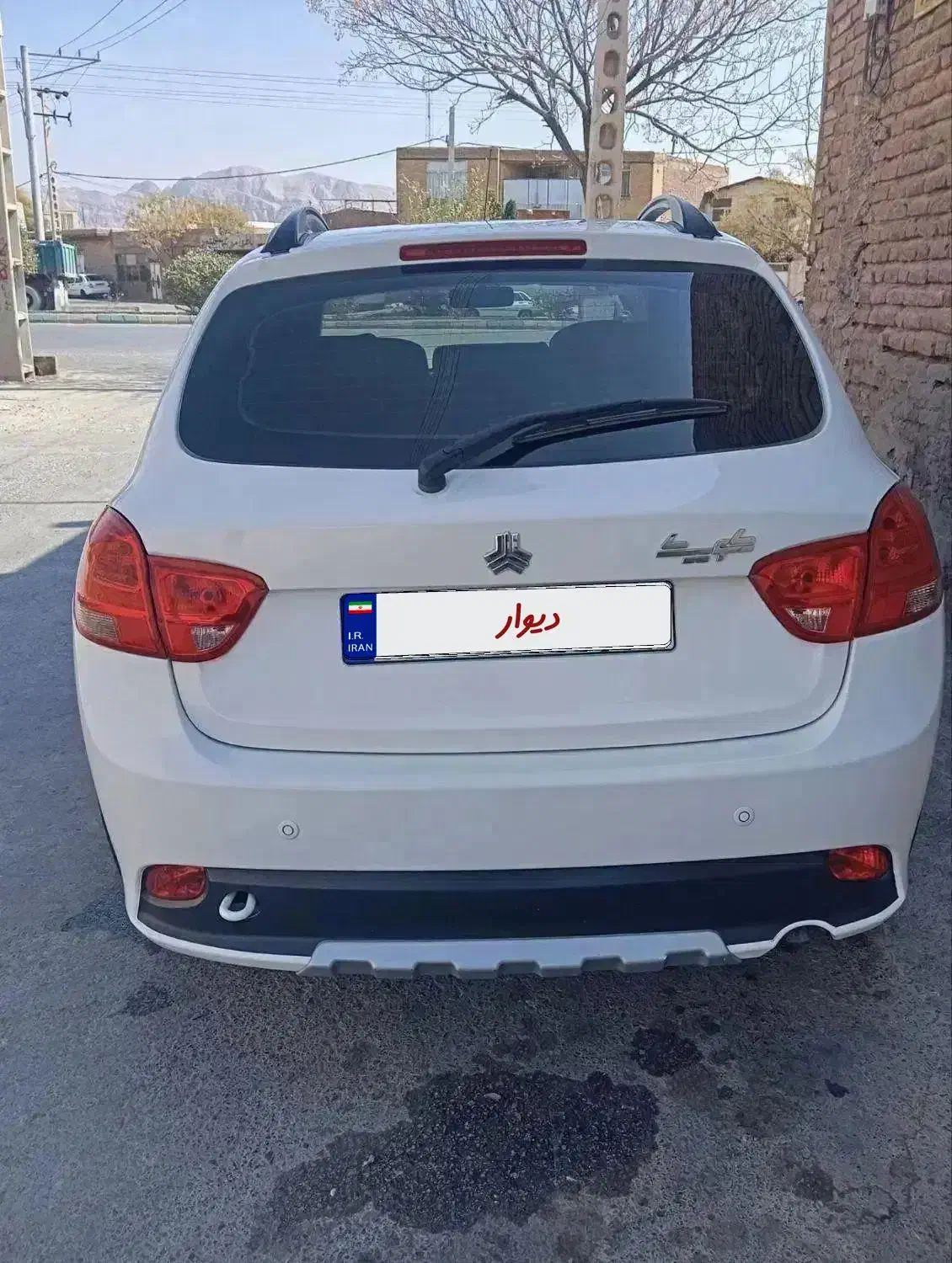 کویک 99درحد صفر مدارک اماده بدون رنگ|خودرو سواری و وانت|کرمان, |دیوار