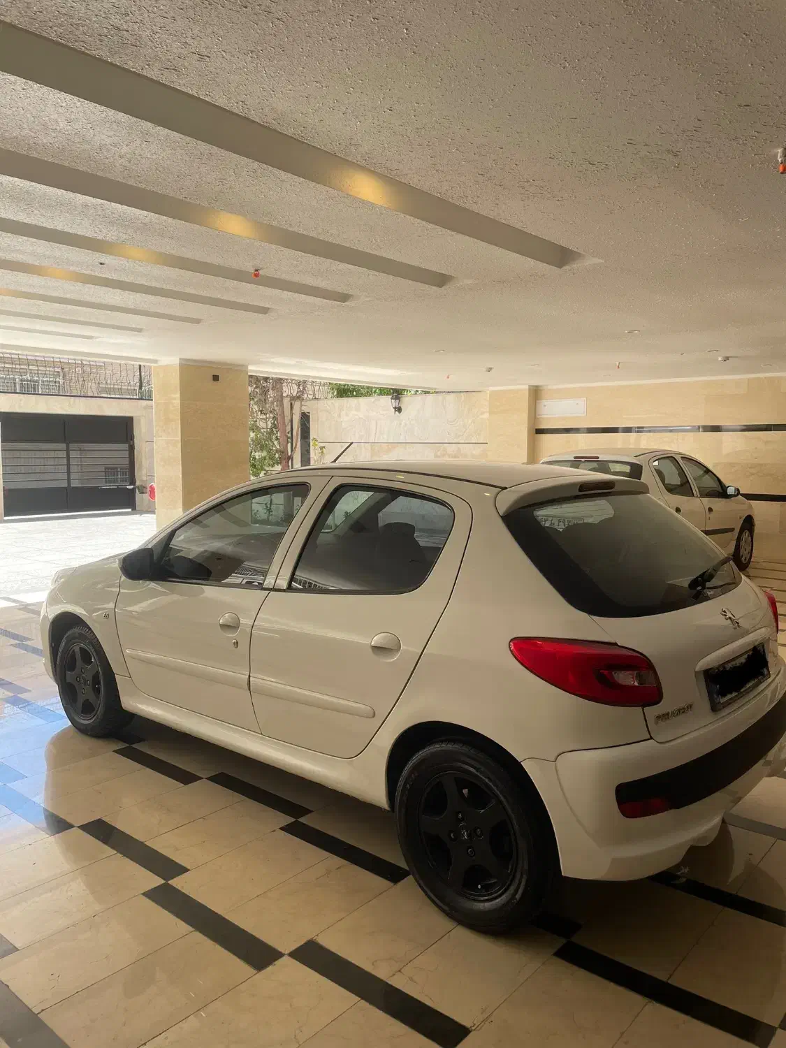 پژو ۲۰۷ مدل ۹۶|خودرو سواری و وانت|تهران, باشگاه نفت|دیوار