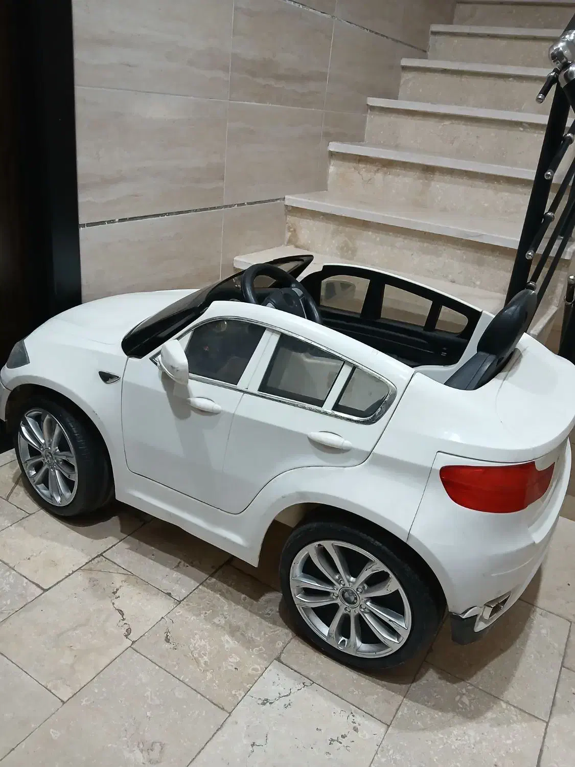 ماشین شارژی کودک|اسباب‌بازی بچه|تهران, ارامنه|دیوار