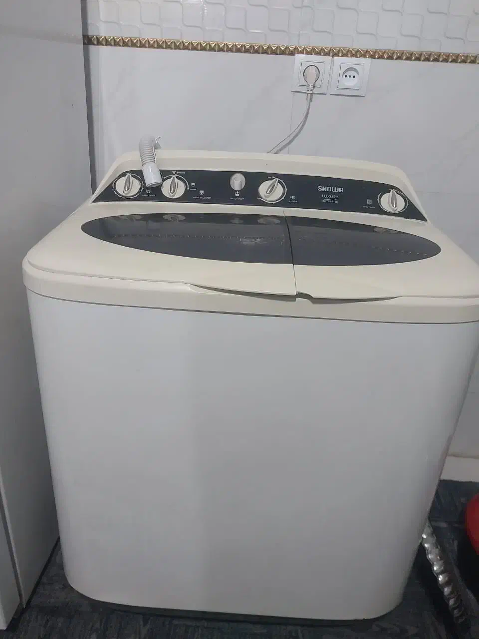 ماشین لباسشویی دوقلو اسنوا|ماشین لباسشویی و خشک‌کن لباس|کهنوج, |دیوار