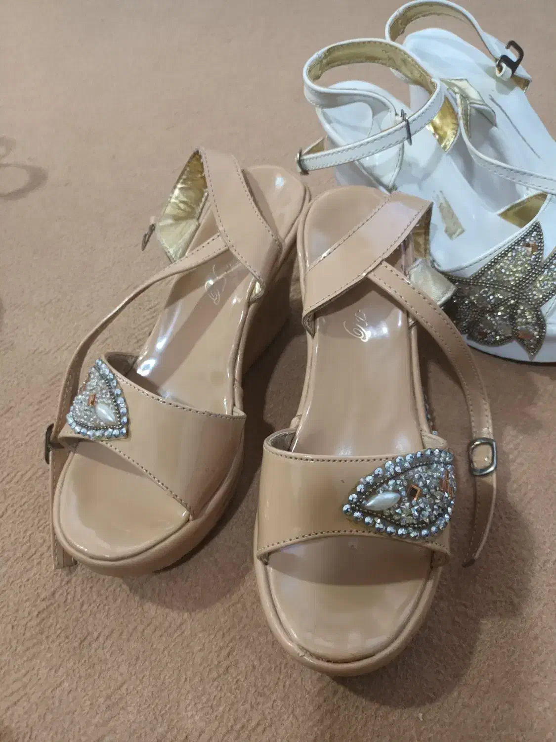 ۴ جفت کفش در حد نو هر ۴ جفت سایز ۳۷|کیف، کفش، کمربند|شاهین دژ, |دیوار