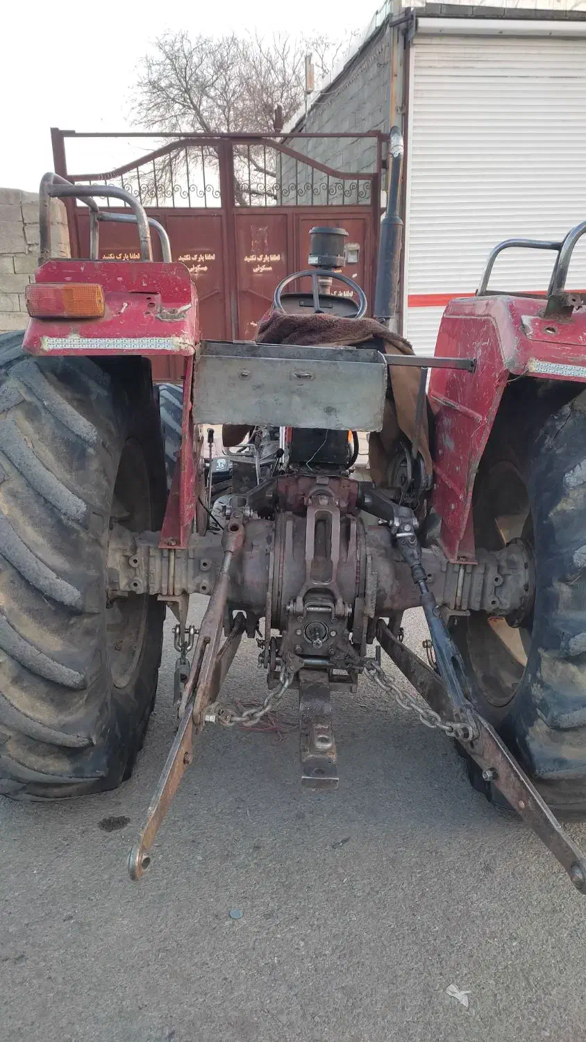 تراکتور|خودرو سنگین|دیواندره, |دیوار