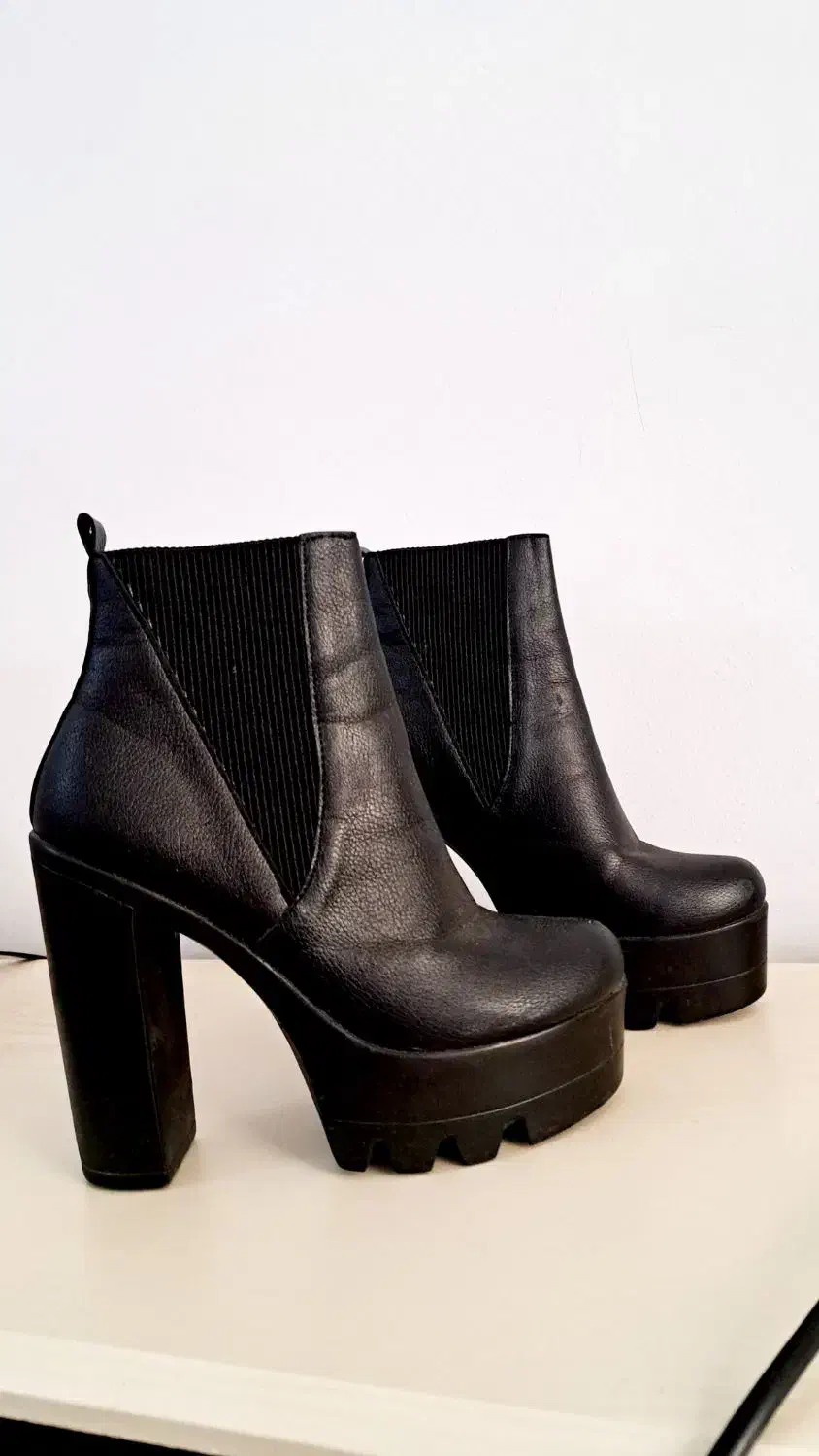 پوتین رنگ مشکی کاملا نو|کیف، کفش، کمربند|تبریز, |دیوار