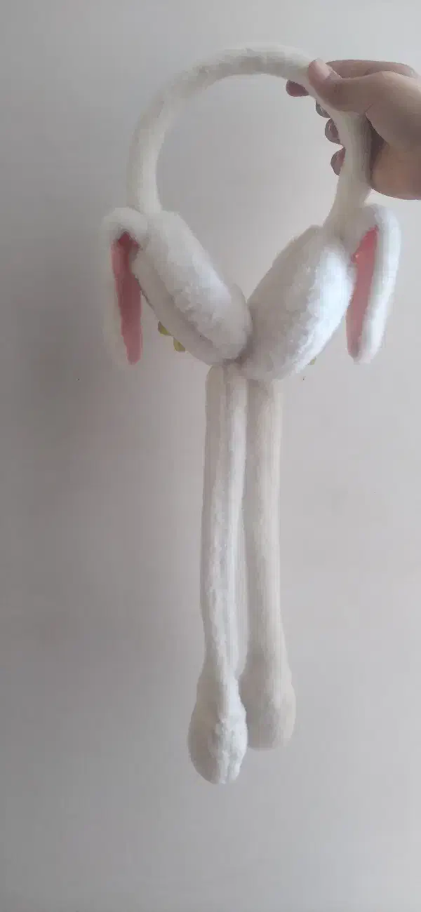 گوشگیرخرگوشی پمپی|کفش و لباس بچه|میاندوآب, |دیوار