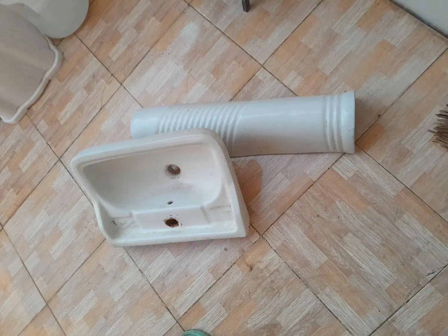 روشویی|لوازم سرویس بهداشتی|باوی, |دیوار