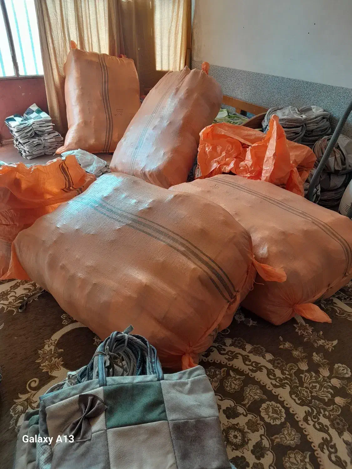 کوسن|رختخواب، بالش، پتو|شاهرود, |دیوار