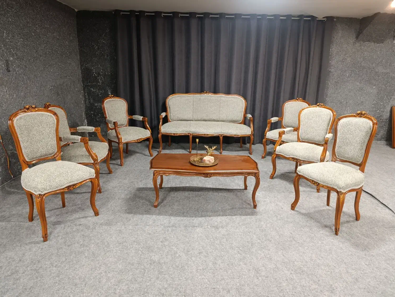 مبل های نیو کلاسیک فرانسه آکبند|مبلمان خانگی و میز عسلی|کرمانشاه, |دیوار