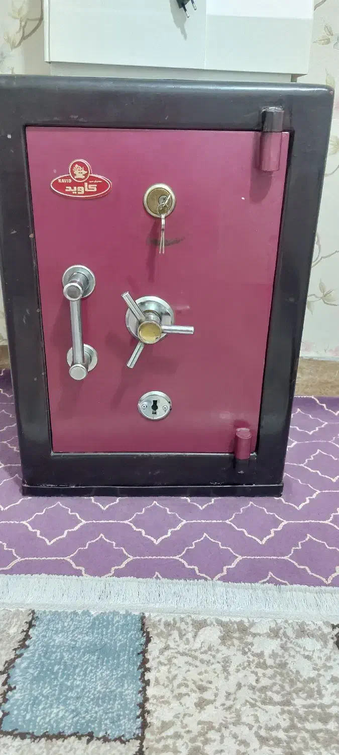 گاوصندوق|ابزارآلات|پاکدشت, پاکدشت (مامازند)|دیوار