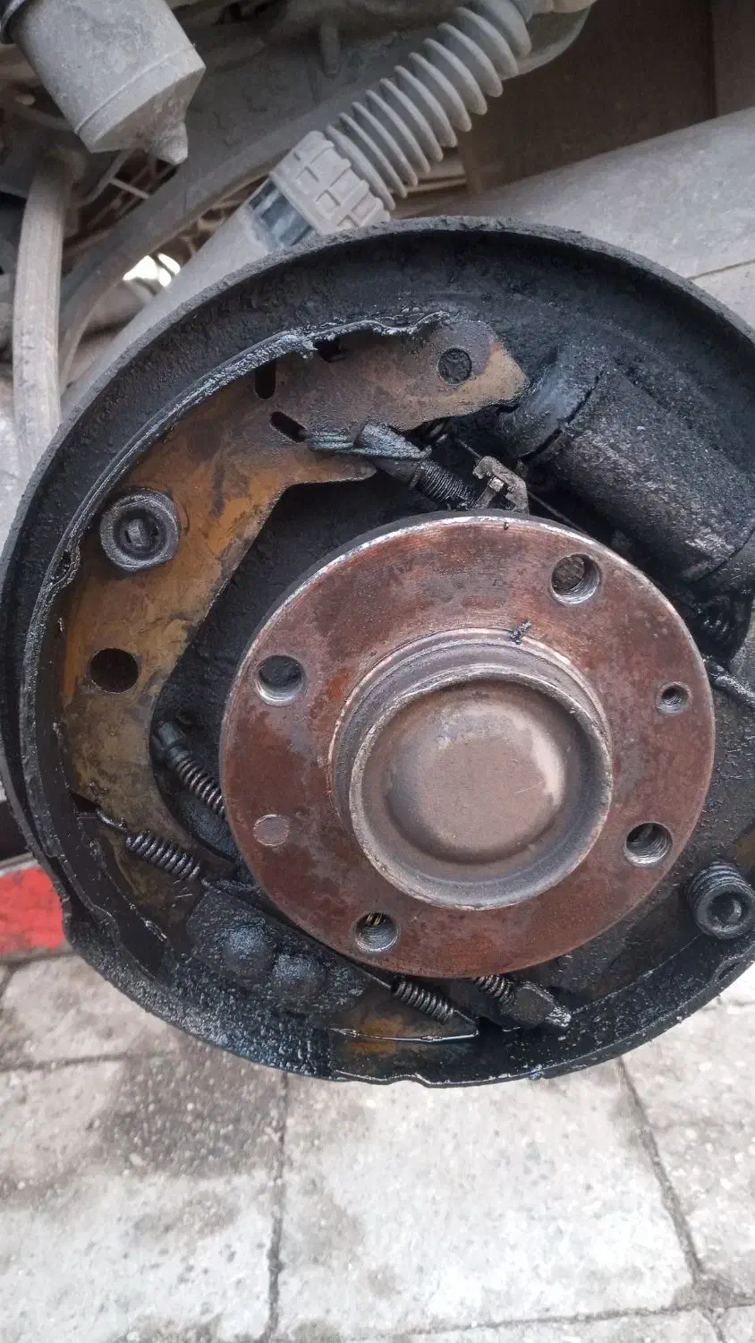 اجرت جلوبندی تمامی ماشین ها چهارصد هزار تومان|خدمات موتور و ماشین|نیشابور, شهرک اندیشه|دیوار