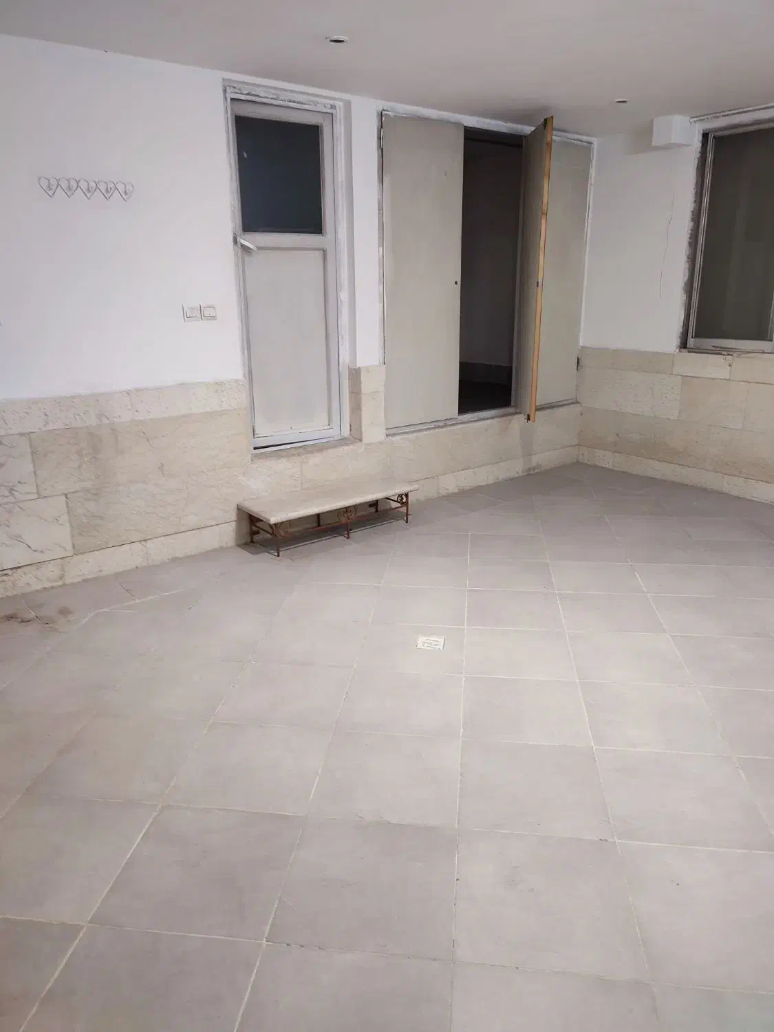 یک واحد زیر همکف با حیاط اختصاصی 180متری|اجارهٔ خانه و ویلا|قم, بکایی|دیوار