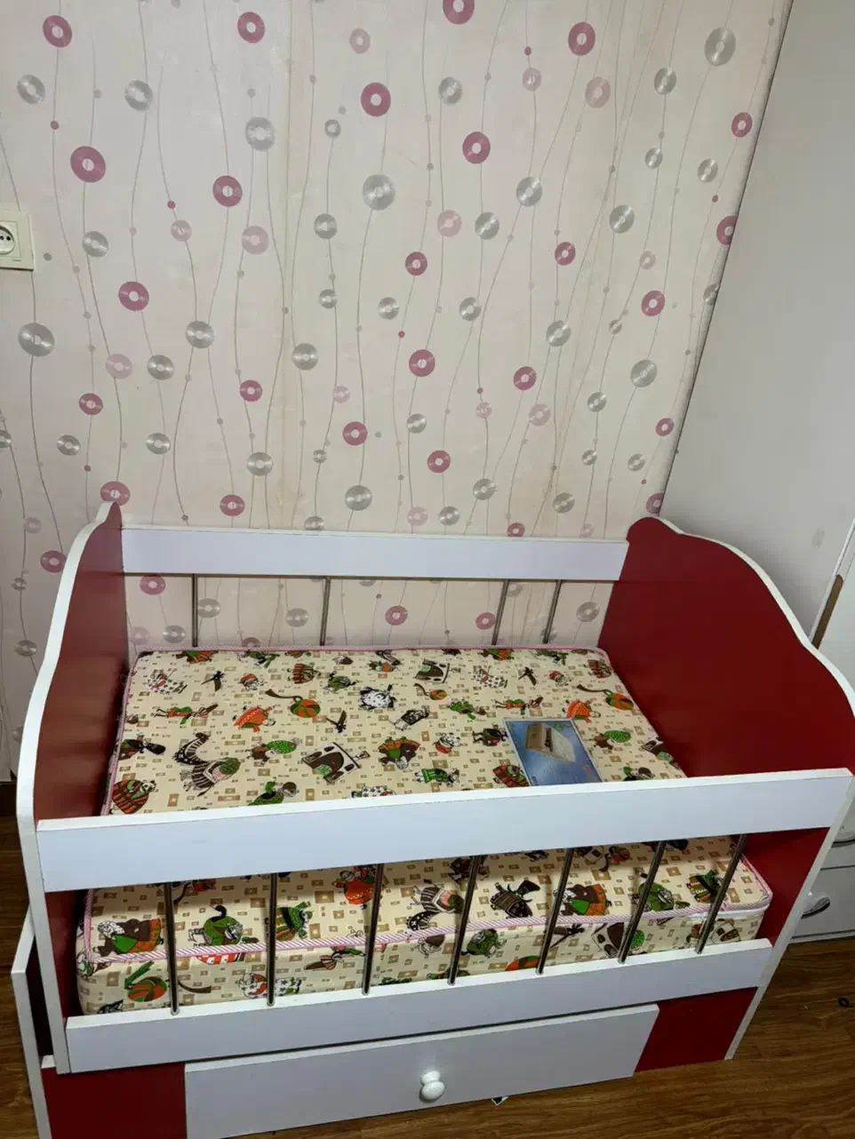 کمد وتخت و صندلی غذای کودک|اسباب و اثاث بچه|لاهیجان, کوی آزادگان|دیوار