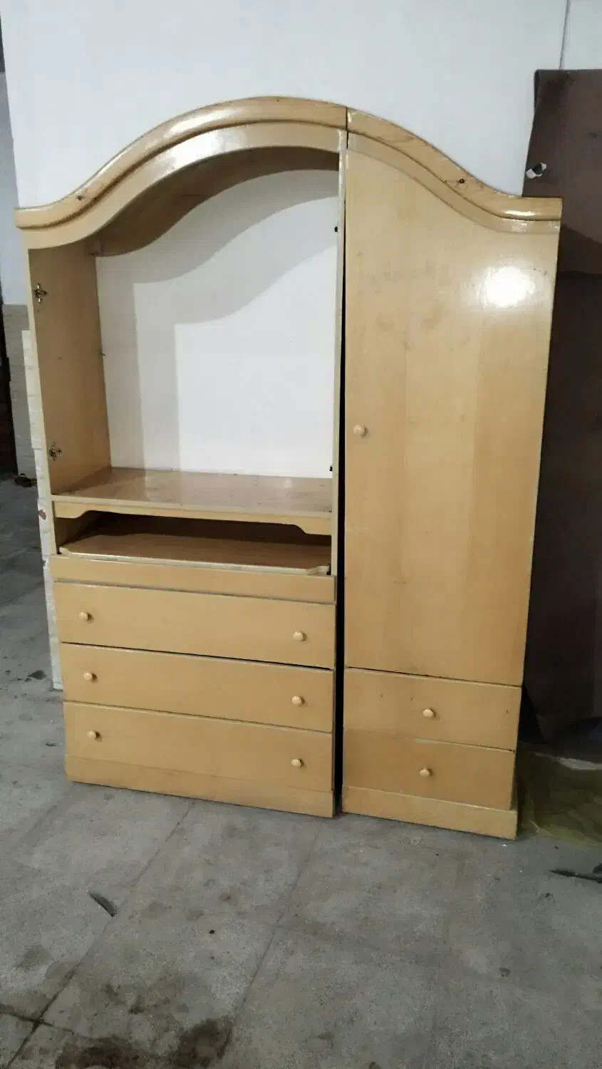 کمد|جاکفشی، کمد، دراور|مشهد, هفت تیر (آب و برق)|دیوار