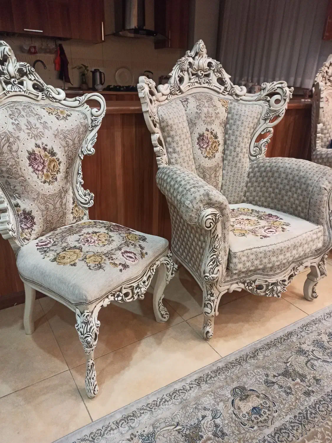 مبل سلطنتی شیک و تمیز|مبلمان خانگی و میز عسلی|شیراز, ستارخان|دیوار