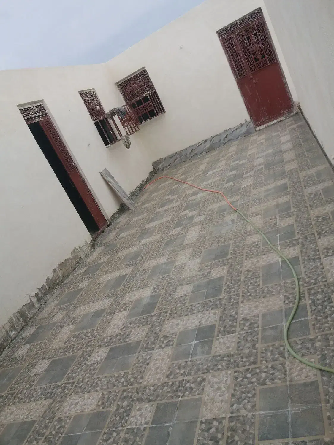 اجازه کوتاه مدت روزانه و هفتگی یک اتاق و حیاط|اجارهٔ کوتاهمدت آپارتمان و سوئیت|ایرانشهر, |دیوار