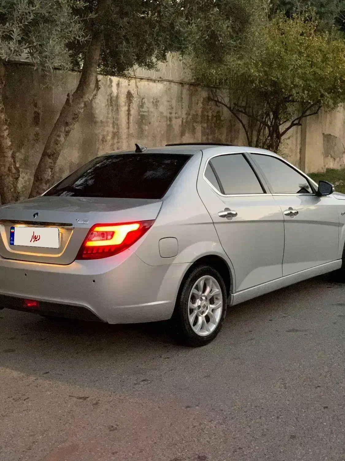 دنا ۱۴۰۳ اتومات ۱۹ تا کار در حد رنگ خاص|خودرو سواری و وانت|گرگان, |دیوار