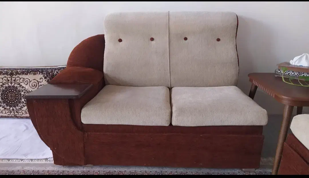 مبل ۴ نفره راحتی|مبلمان خانگی و میز عسلی|اصفهان, مهدیه|دیوار