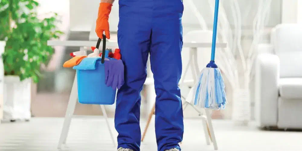 سرایدار ی و باغبانی هرکدام شهر باشه انجام میدهم|استخدام سرایداری و نظافت|فیرورق, |دیوار