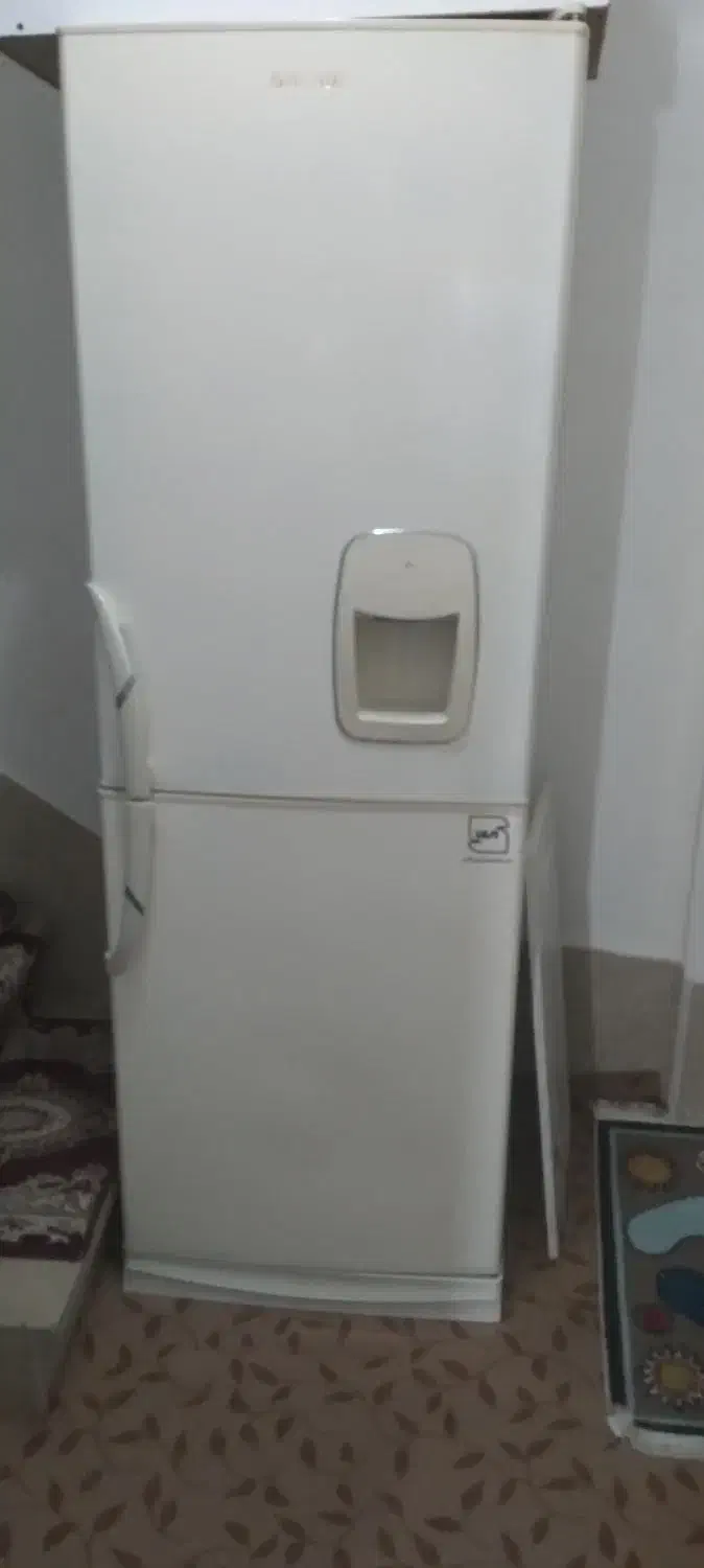 یخچال|یخچال و فریزر|شازند, |دیوار