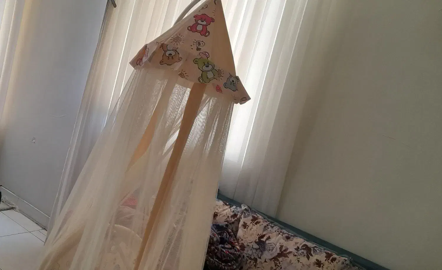 گهواره|تخت و صندلی بچه|قزوین, |دیوار