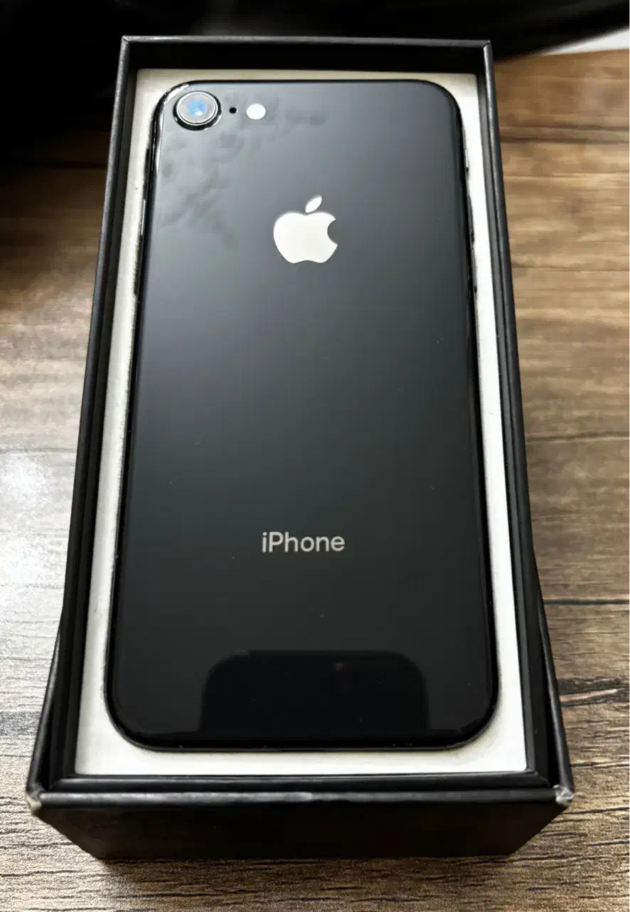 آیفون ۸ ۶۴|موبایل|تبریز, |دیوار