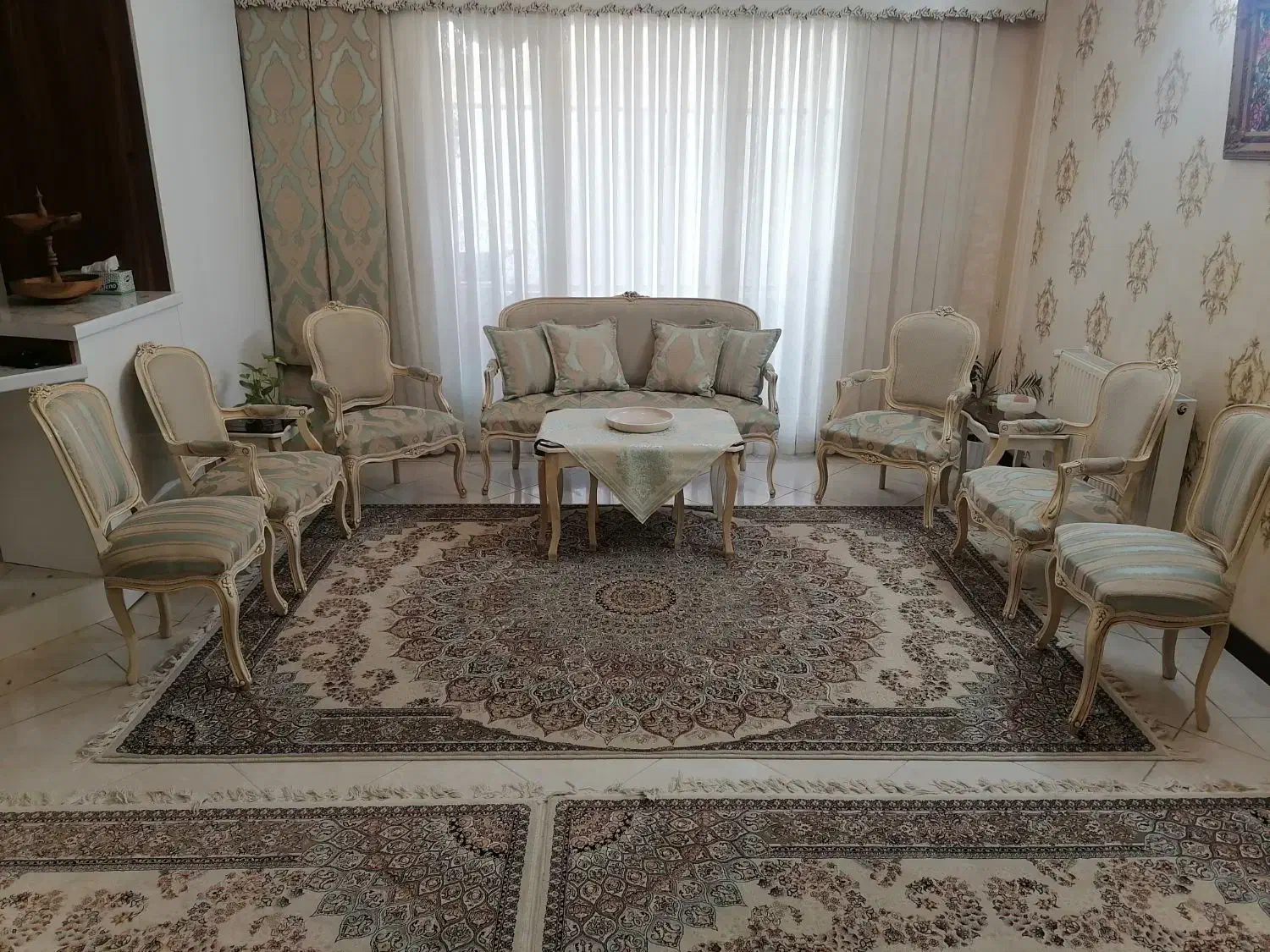 یک دست  مبل 9 نفره|مبلمان خانگی و میز عسلی|قم, زنبیل آباد|دیوار