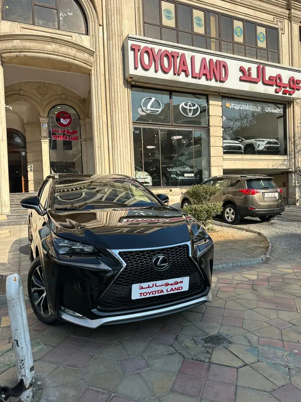 لکسوس NX200t F، مدل ۲۰۱۶|خودرو سواری و وانت|تهران, عباس‌آباد|دیوار