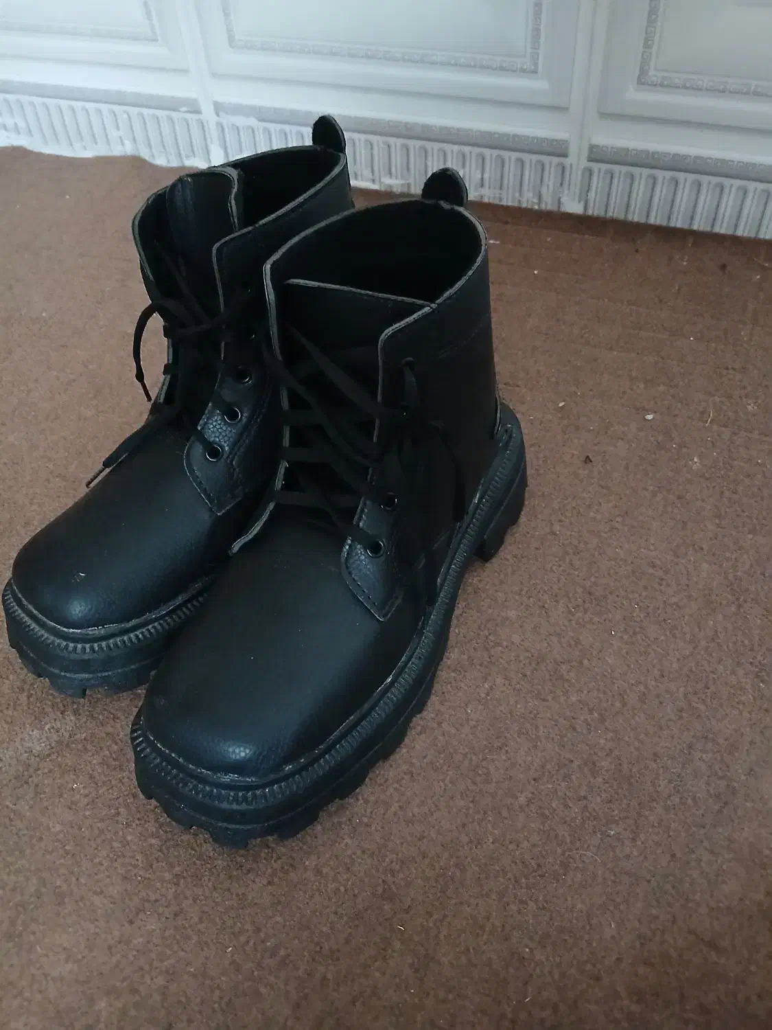 کفش نیم بوت|کیف، کفش، کمربند|هشترود, |دیوار