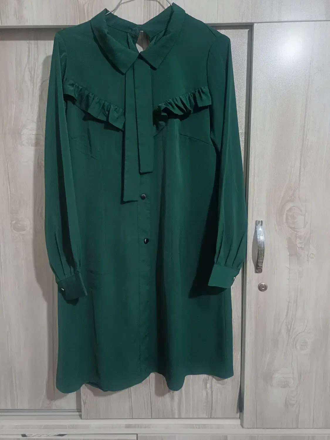 جنس عالی  نو نو. باقیمت.  پایین|لباس|الوند, |دیوار