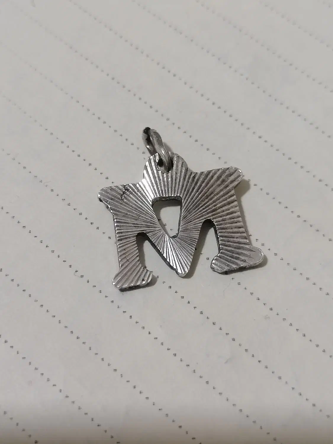 پلاک M نقره|جواهرات|شیراز, ابیوردی|دیوار