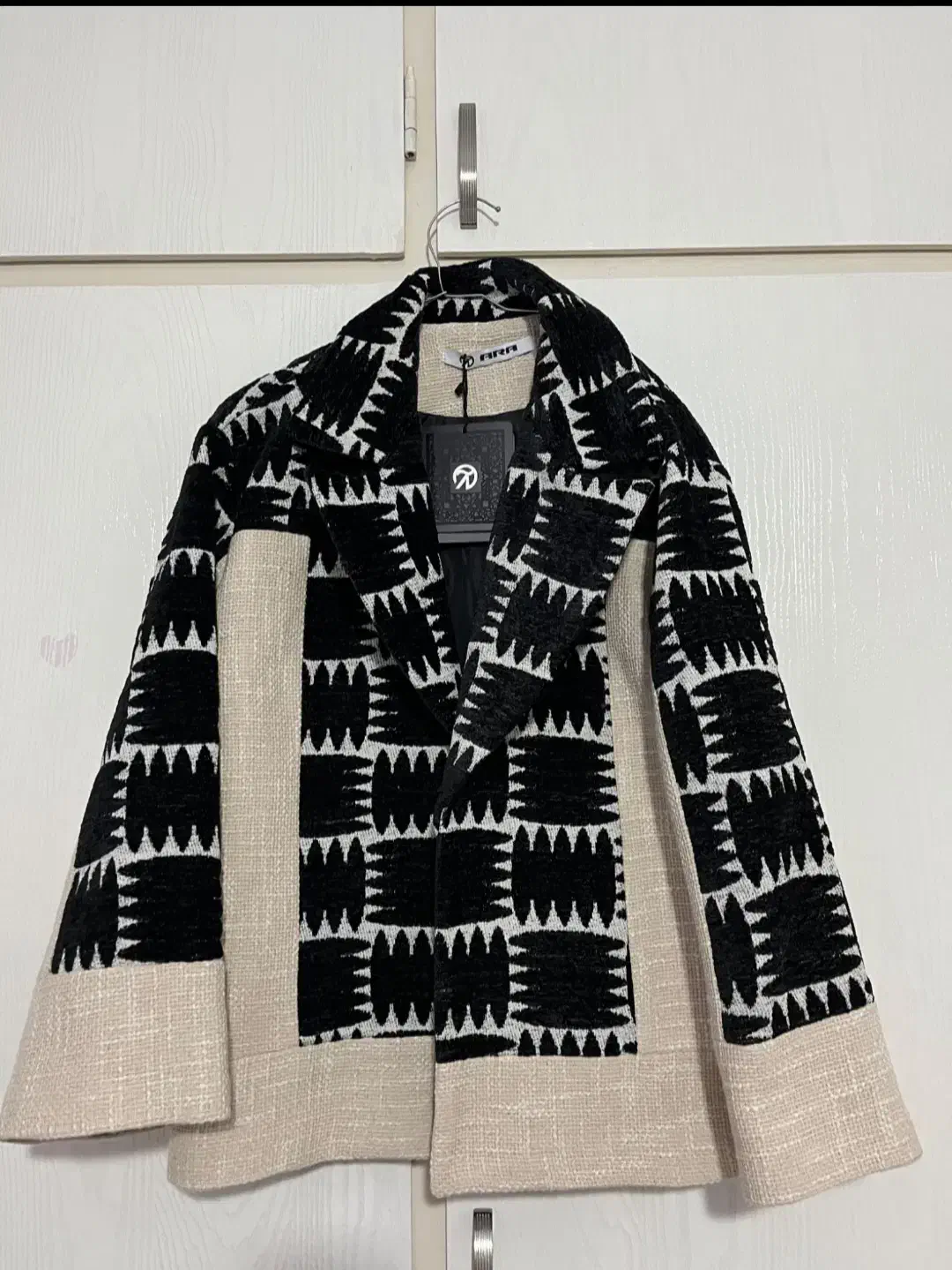 پالتوکتی|لباس|زنجان, |دیوار