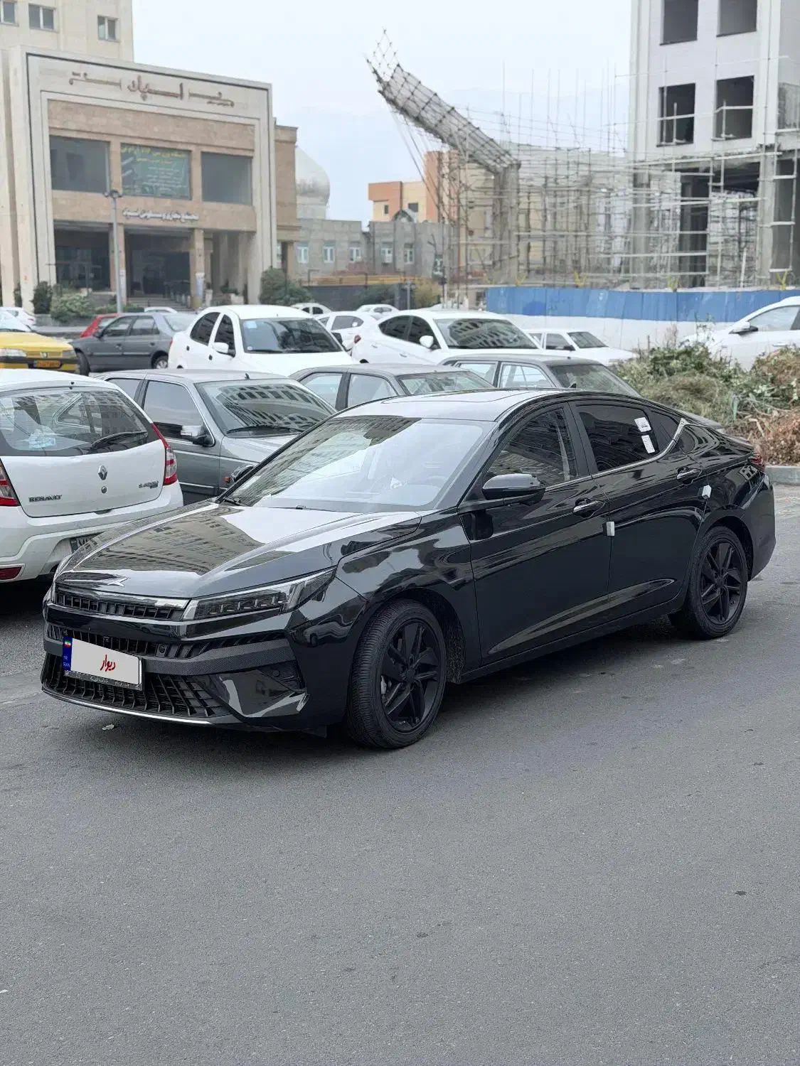 کی ام سی j7 1403|خودرو سواری و وانت|تهران, درختی|دیوار