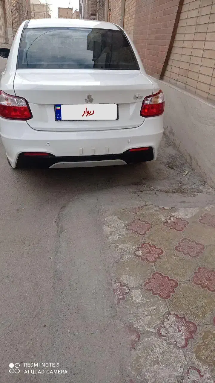 ماشین ساینا۱۴۰۴|خودرو سواری و وانت|لنجان, |دیوار