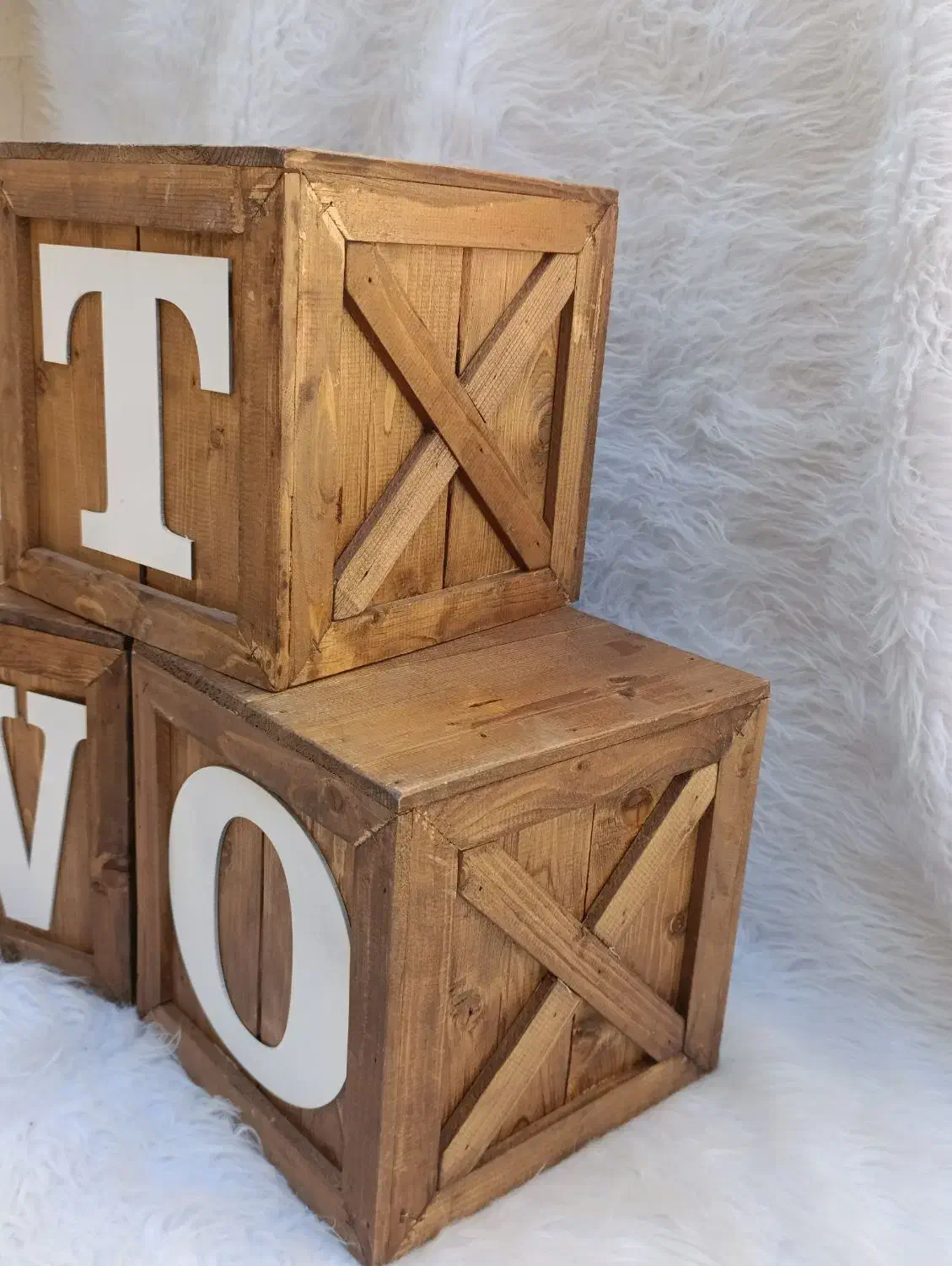 باکس چوبی|اسباب و اثاث بچه|ری, علایین|دیوار