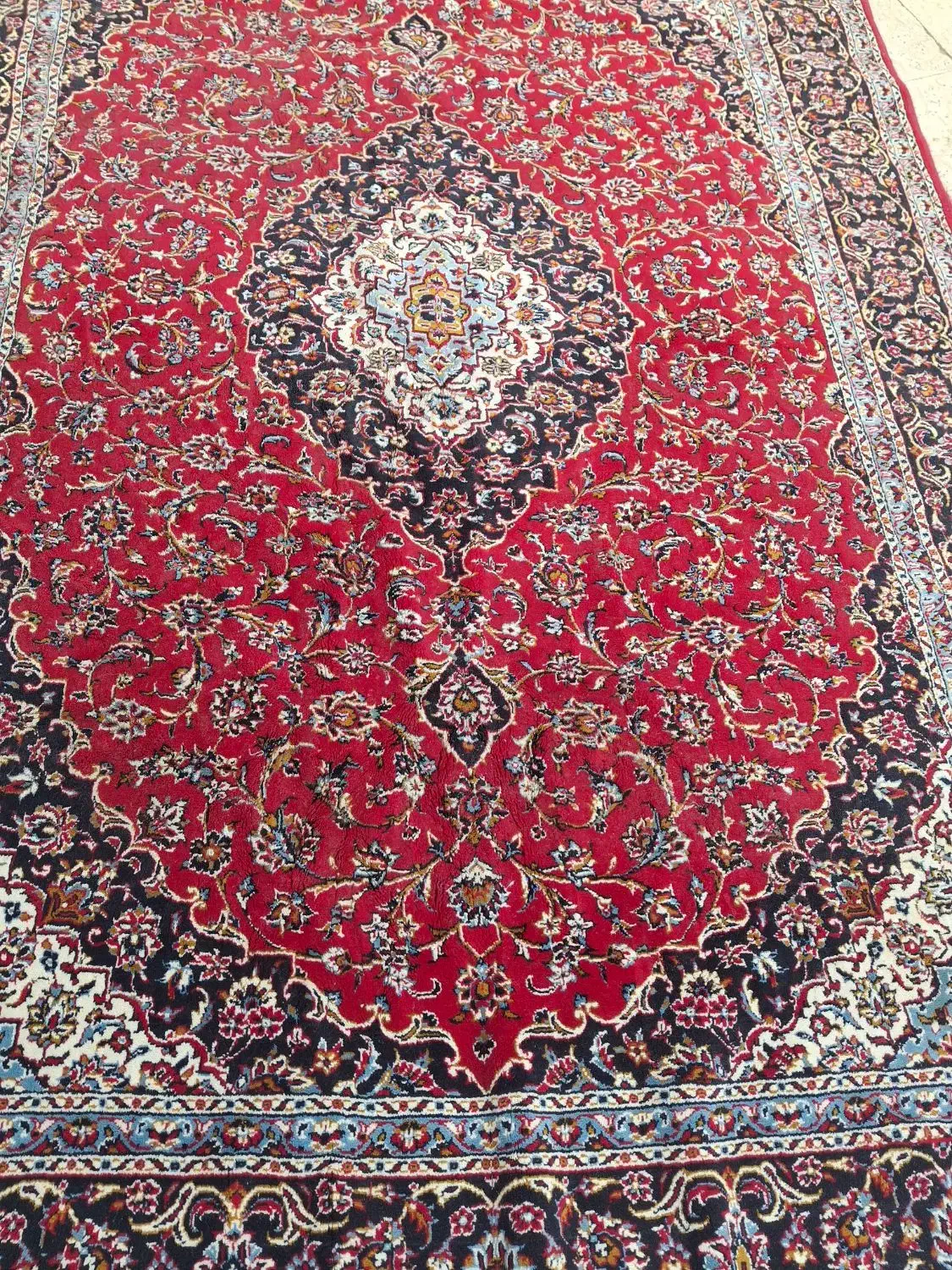 فرش  ۱۲  متری سالم و تمیز بدون سوختگی و پارگی|فرش|اصفهان, مسجد مصلی|دیوار