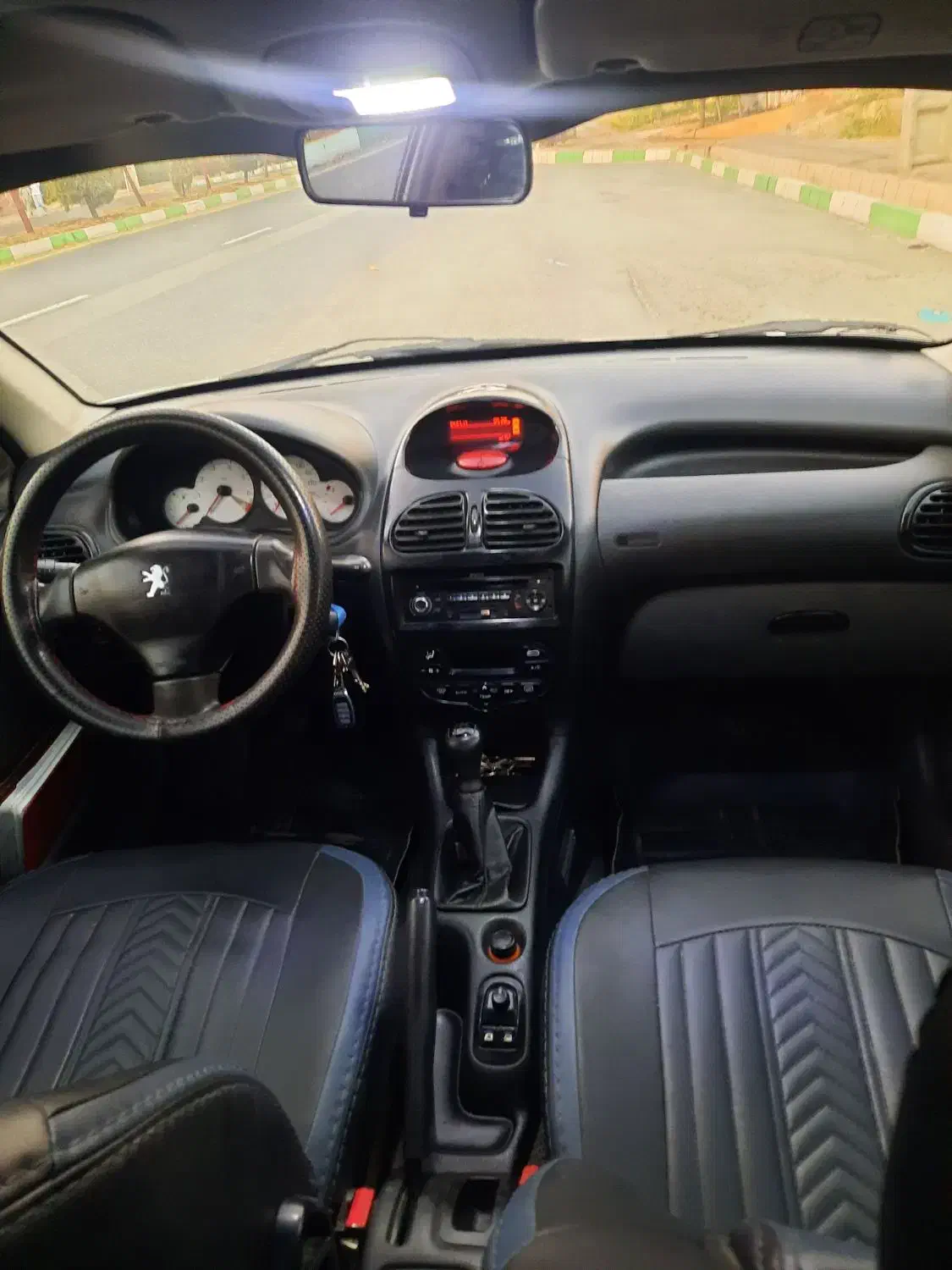 پژو۲۰۶|خودرو سواری و وانت|بومهن, |دیوار