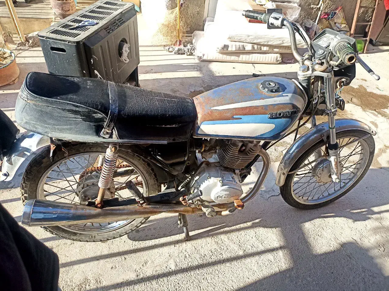 موتور سیکلت|موتورسیکلت|پیر سلیمان, |دیوار