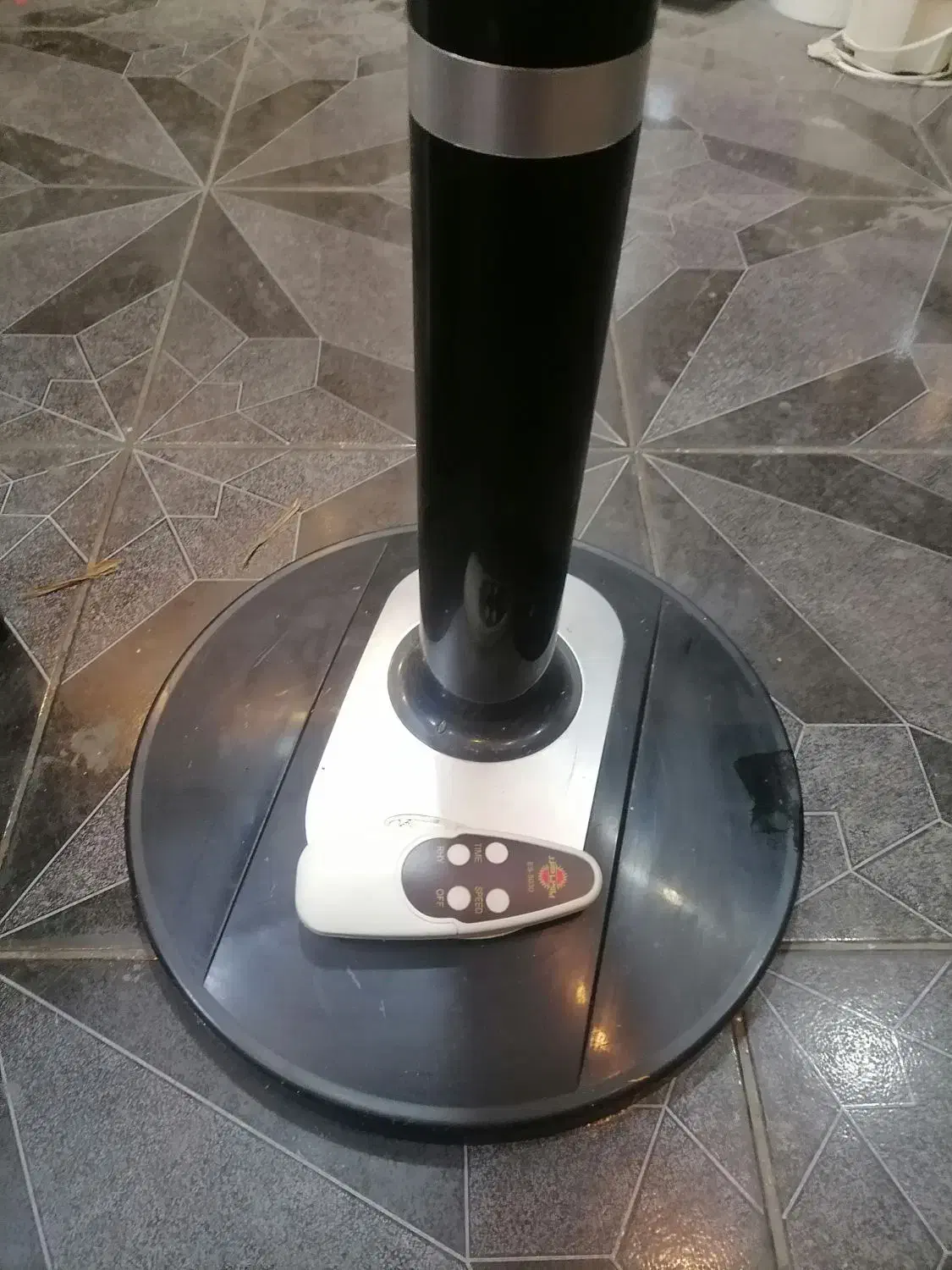 پنکه پایه بلند مارک ارشیا کنترلی سالم با ضمانت|پنکه و تصفیه‌کنندهٔ هوا|تهران, بریانک|دیوار