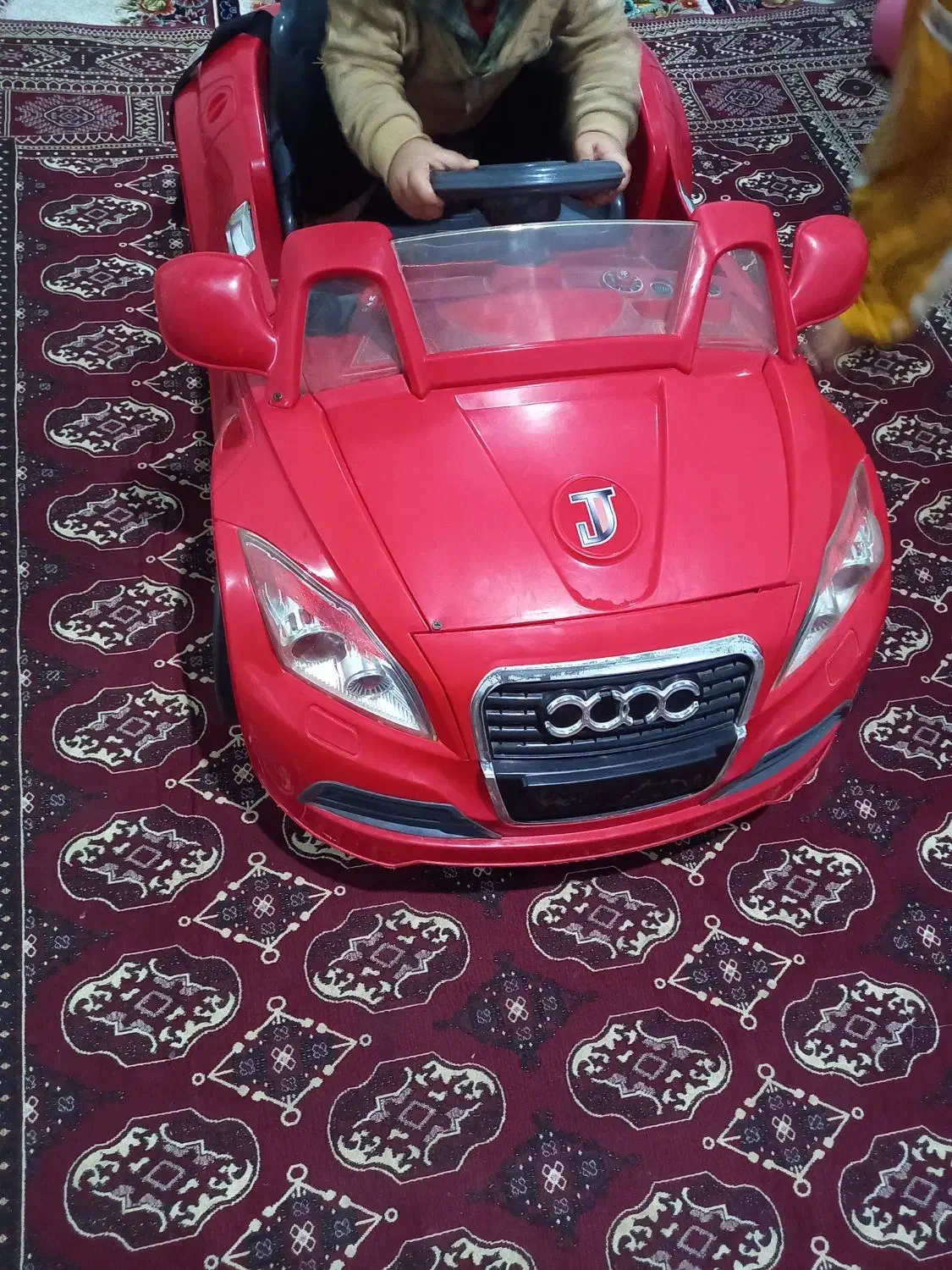 ماشین شارژی|دوچرخه، اسکیت، اسکوتر|شیروان (خراسان), |دیوار