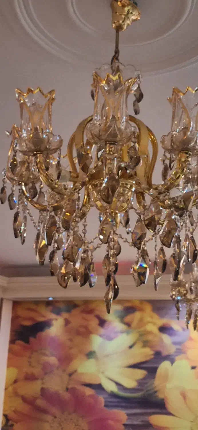 لوستر ۸شاخه ، جفت ، نسکافه ای نو وسالم بدنه فلز|لوستر و چراغ آویز|تهران, نیروی هوایی (پیروزی)|دیوار