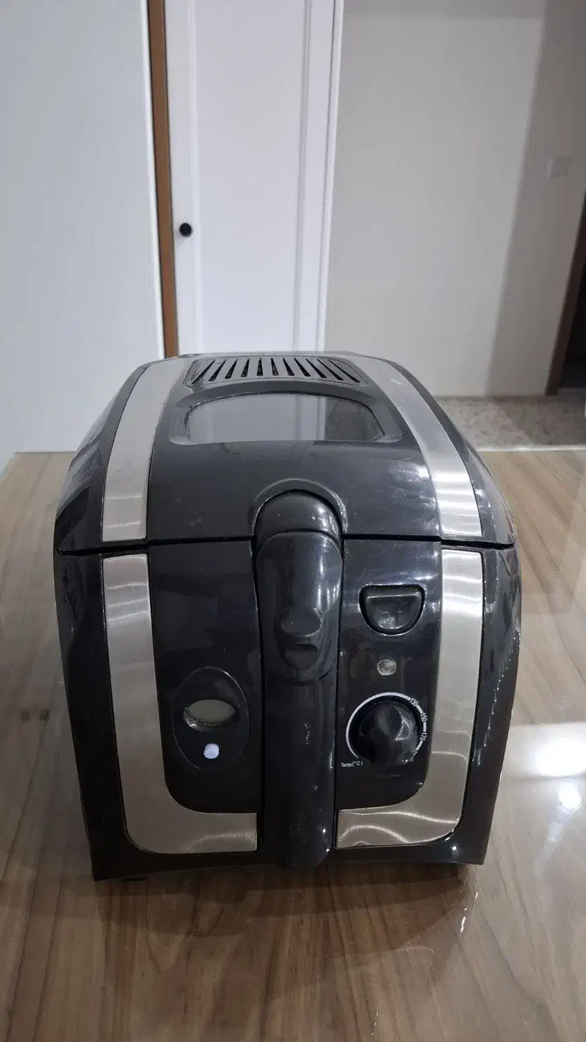 هوا پز و سرخ کن|اجاق گاز و لوازم برقی پخت‌وپز|کبودرآهنگ, |دیوار