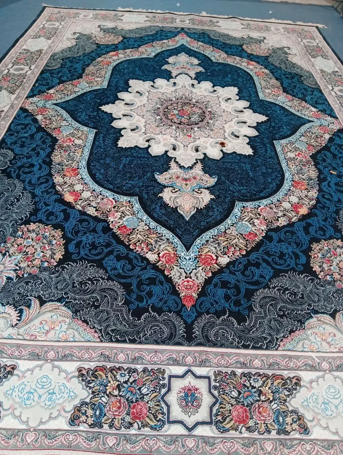 فرش خوب سالم ۷۰۰شانه|فرش|تربت جام, معدآباد|دیوار