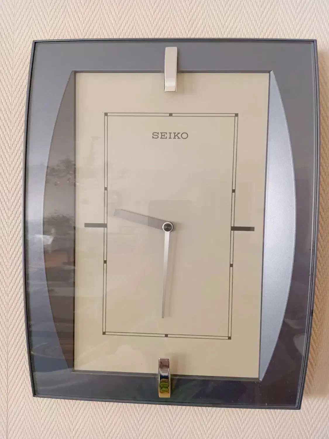 ساعت دیواری سیکو SEIKO اصل|ساعت دیواری و تزئینی|تهران, میدان ولیعصر|دیوار